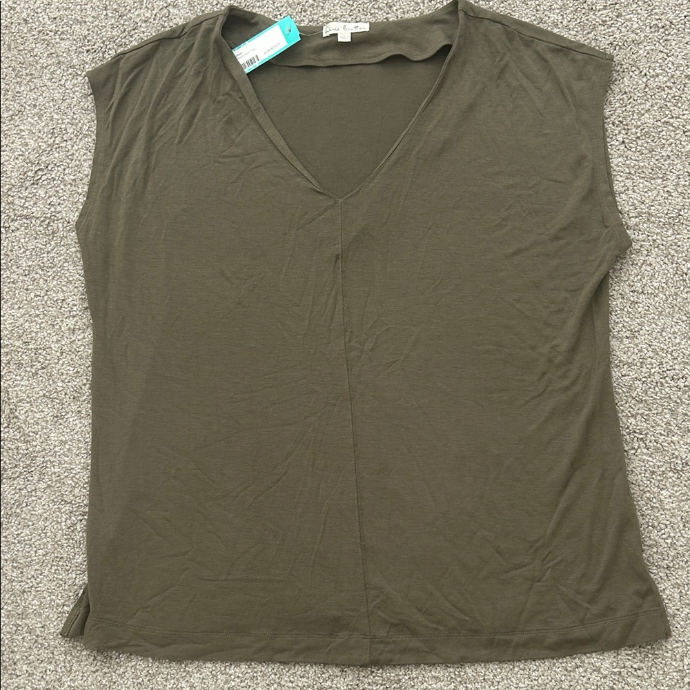 Nine Britton Khaki V-Neck Short Sleeve Top
